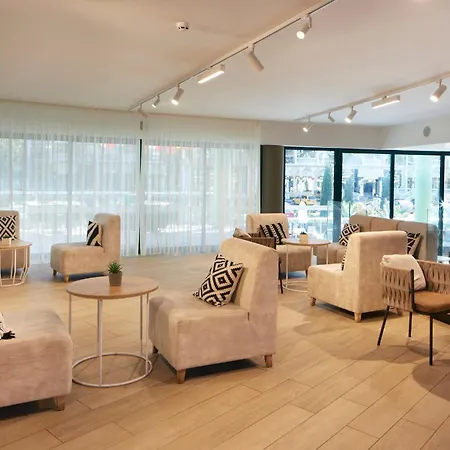 Marvel - Fully Renovated Free Access 酒店 4*