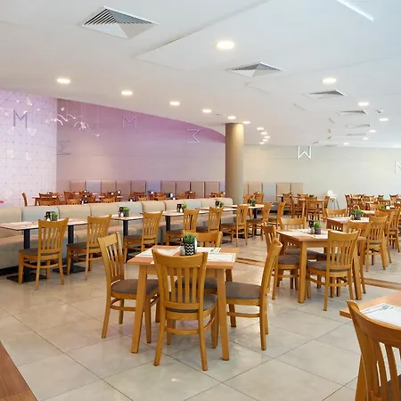 Marvel - Fully Renovated Free Access 阳光海滩