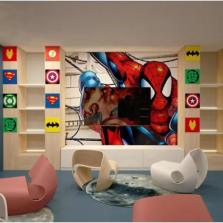 Marvel - Fully Renovated Free Access 4*