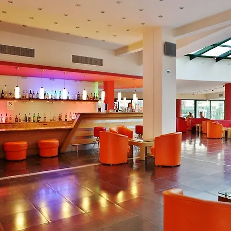 Marvel - Fully Renovated Free Access Sunny Beach